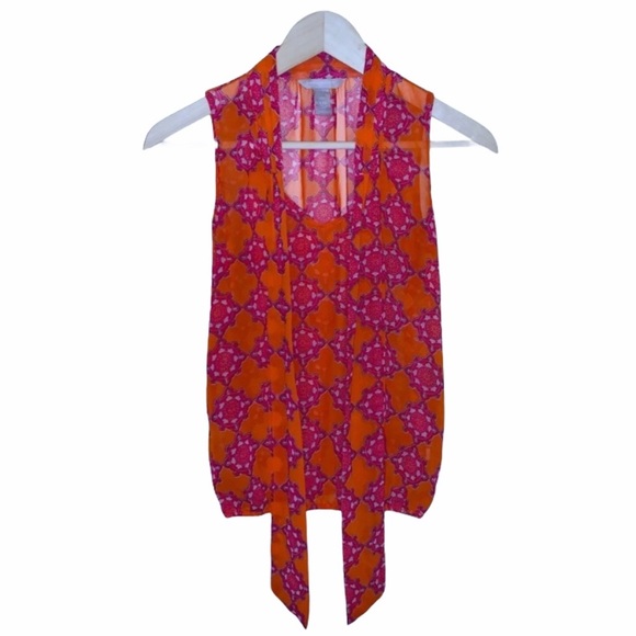 Banana Republic Factory Tops - EUC Banana Republic Sleeveless Medallion Print Blouse